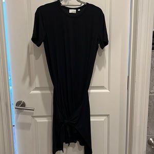 “Wilfred Free “ Size S Black dress w tie from Aritzia